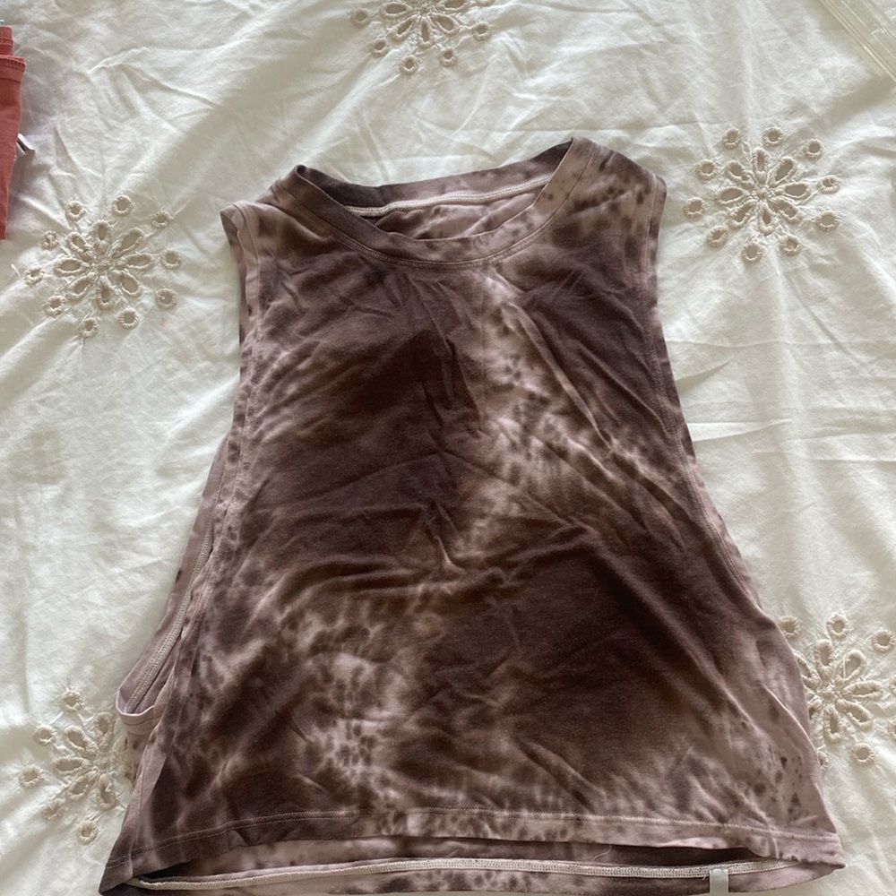 Lululemon tie dye crop muscle tank